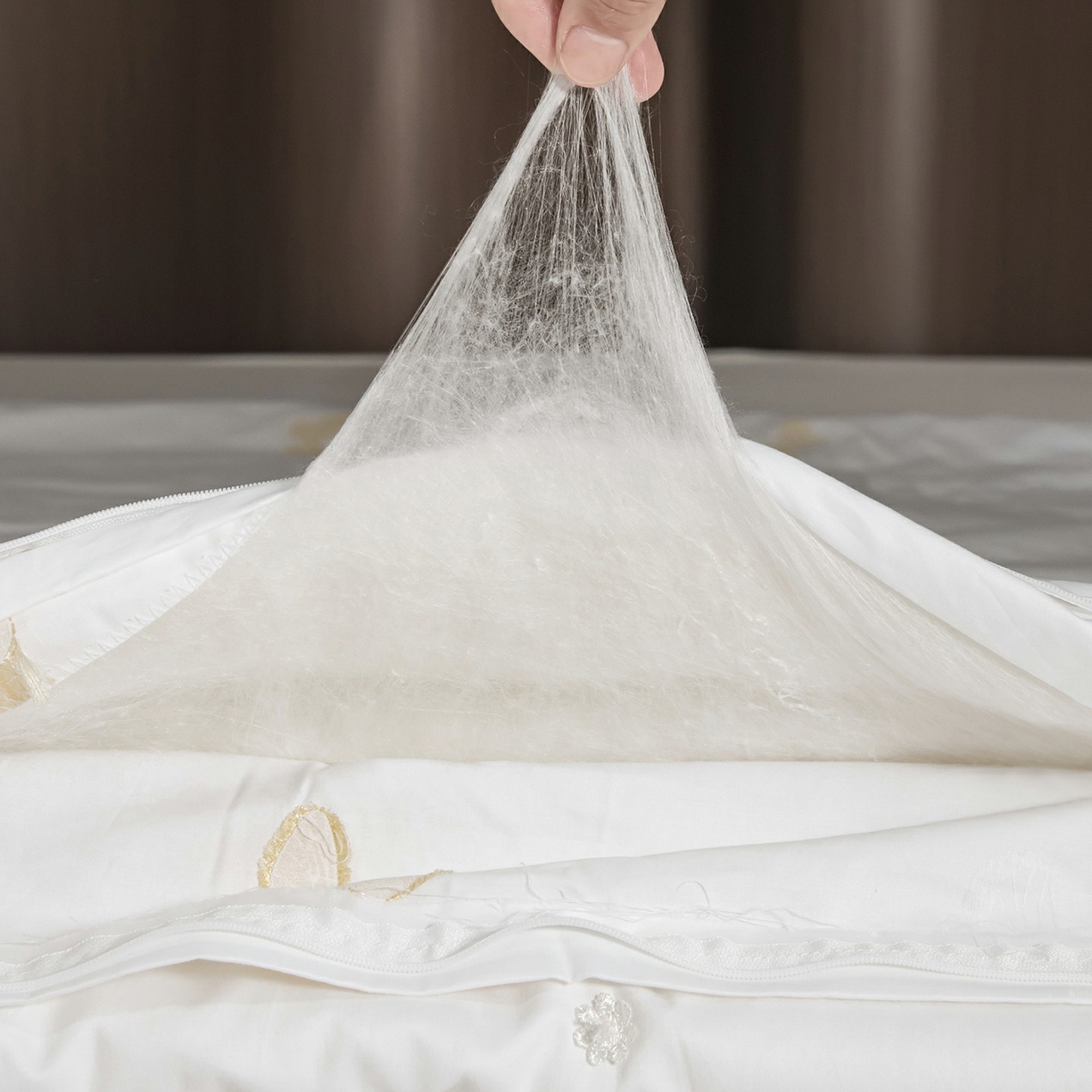 91家纺网 家纺一手货源 找家纺 蚕云阁蚕丝家居 2025新款舒适保暖被子被芯-比翼双飞 比翼双飞-白色一级桑蚕丝