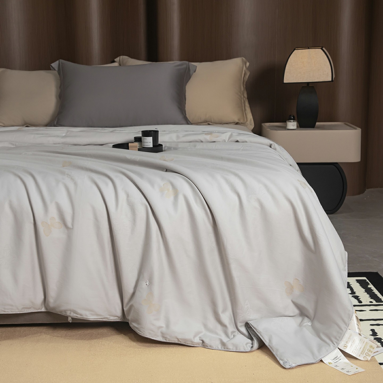 91家纺网 家纺一手货源 找家纺 蚕云阁蚕丝家居 2025新款舒适保暖被子被芯-比翼双飞 比翼双飞-灰色精梳柞蚕丝