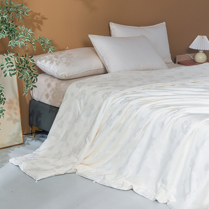 91家纺网 家纺一手货源 找家纺 （总）茧月家纺 2025新款纯棉小提花蚕丝被