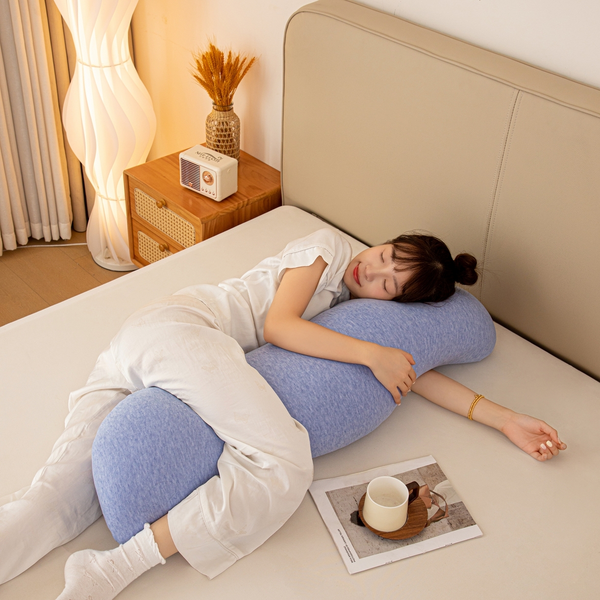 91家纺网 家纺一手货源 找家纺 沐沐家纺 2026新款深睡抱抱枕 蓝色