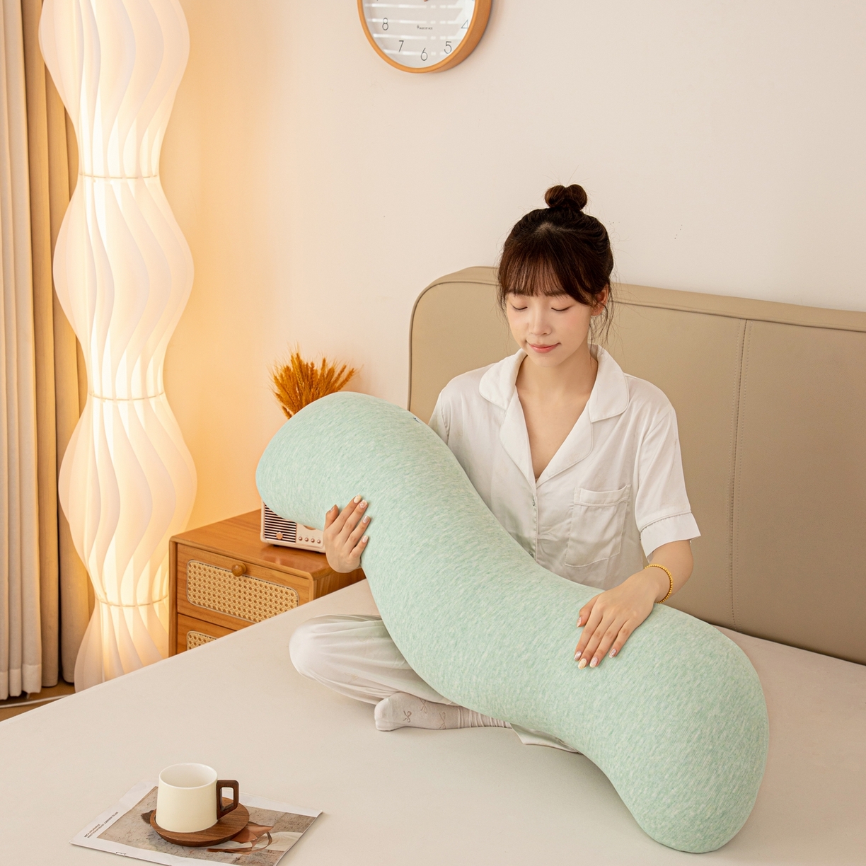 91家纺网 家纺一手货源 找家纺 沐沐家纺 2026新款深睡抱抱枕 绿色