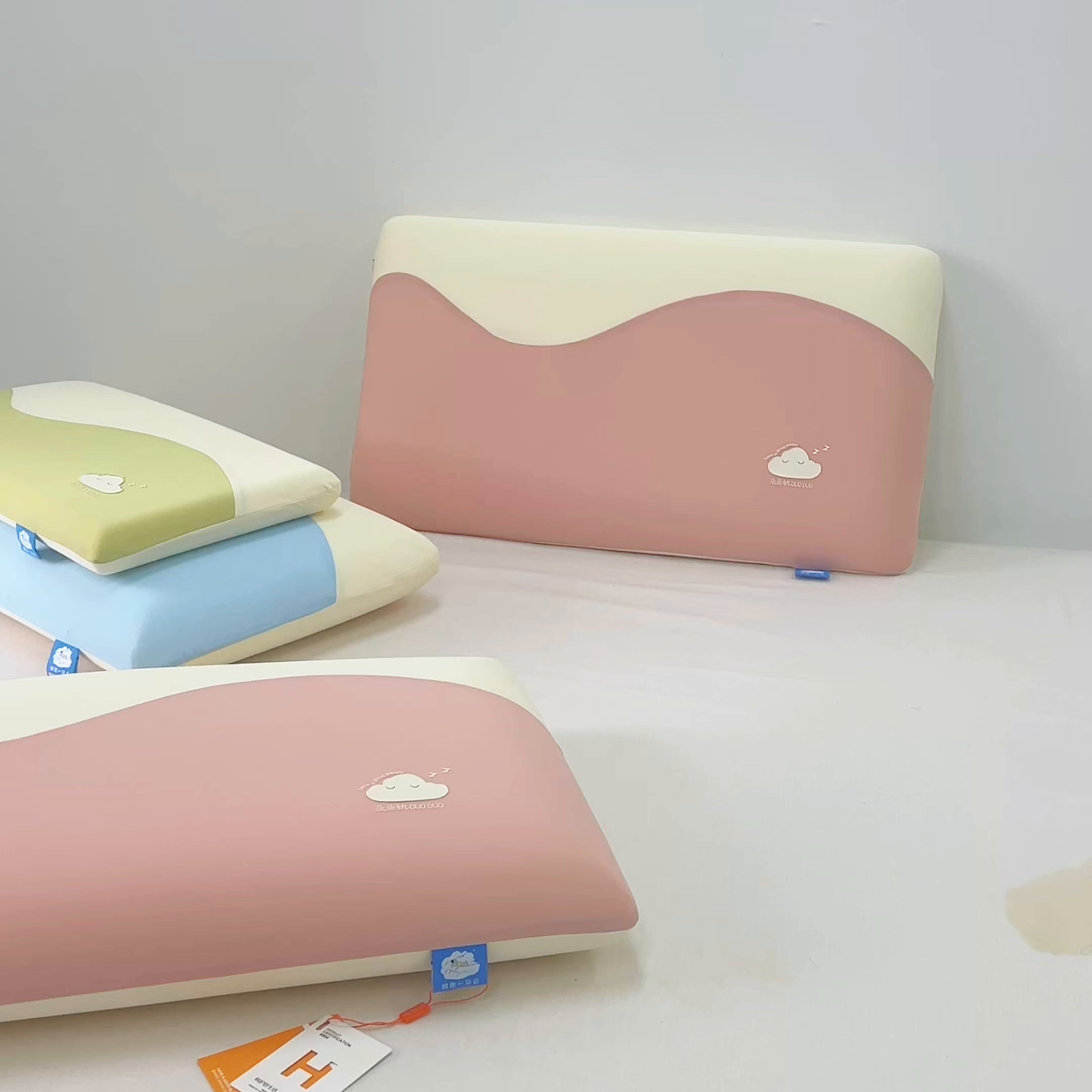 91家纺网 家纺一手货源 找家纺 （总）露函(原乐尔馨 )2025春夏新款云漫亲子深睡记忆枕单枕头枕芯