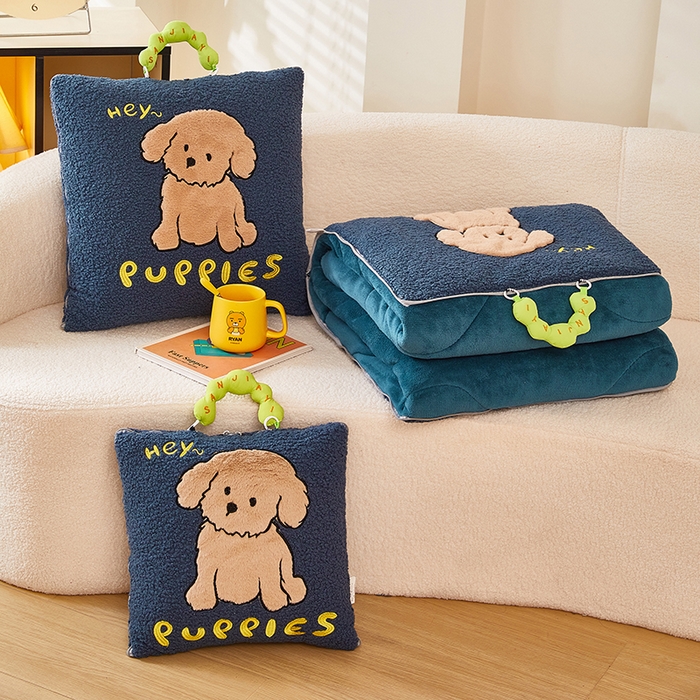 91家纺网 家纺一手货源 找家纺 （总）伊可爱2025新款秋冬泰迪绒卡通贴布绣提手抱枕被-贝宝