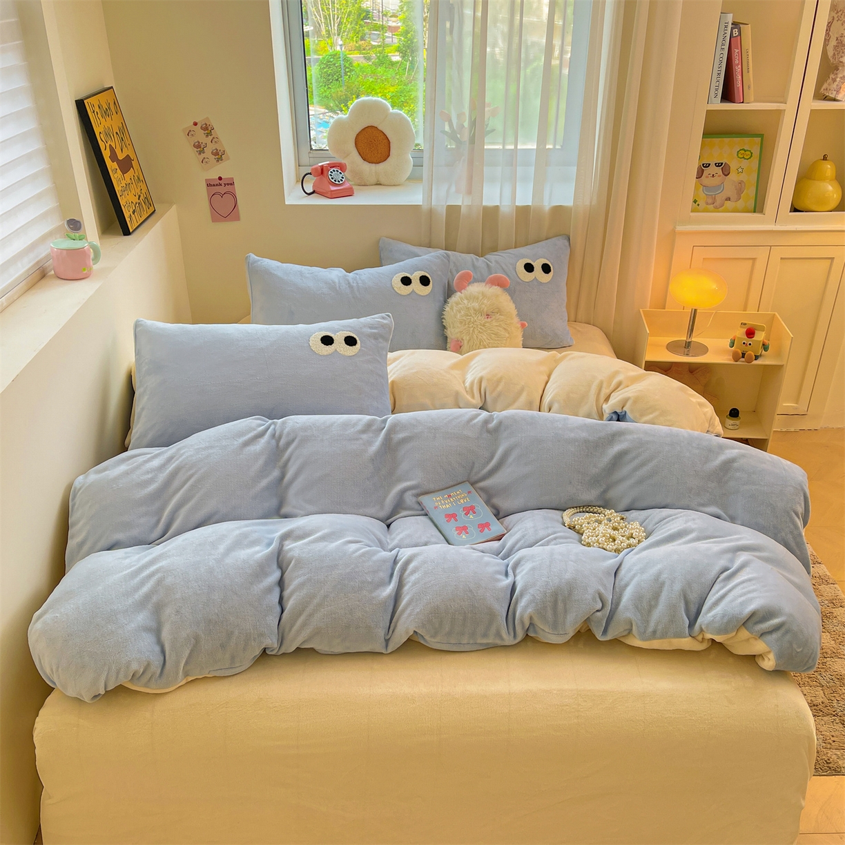 91家纺网 家纺一手货源 找家纺 雨洋家纺 2025新款牛奶绒双面毛巾绣四件套-大眼萌系列 R绒大眼萌海盐芝士