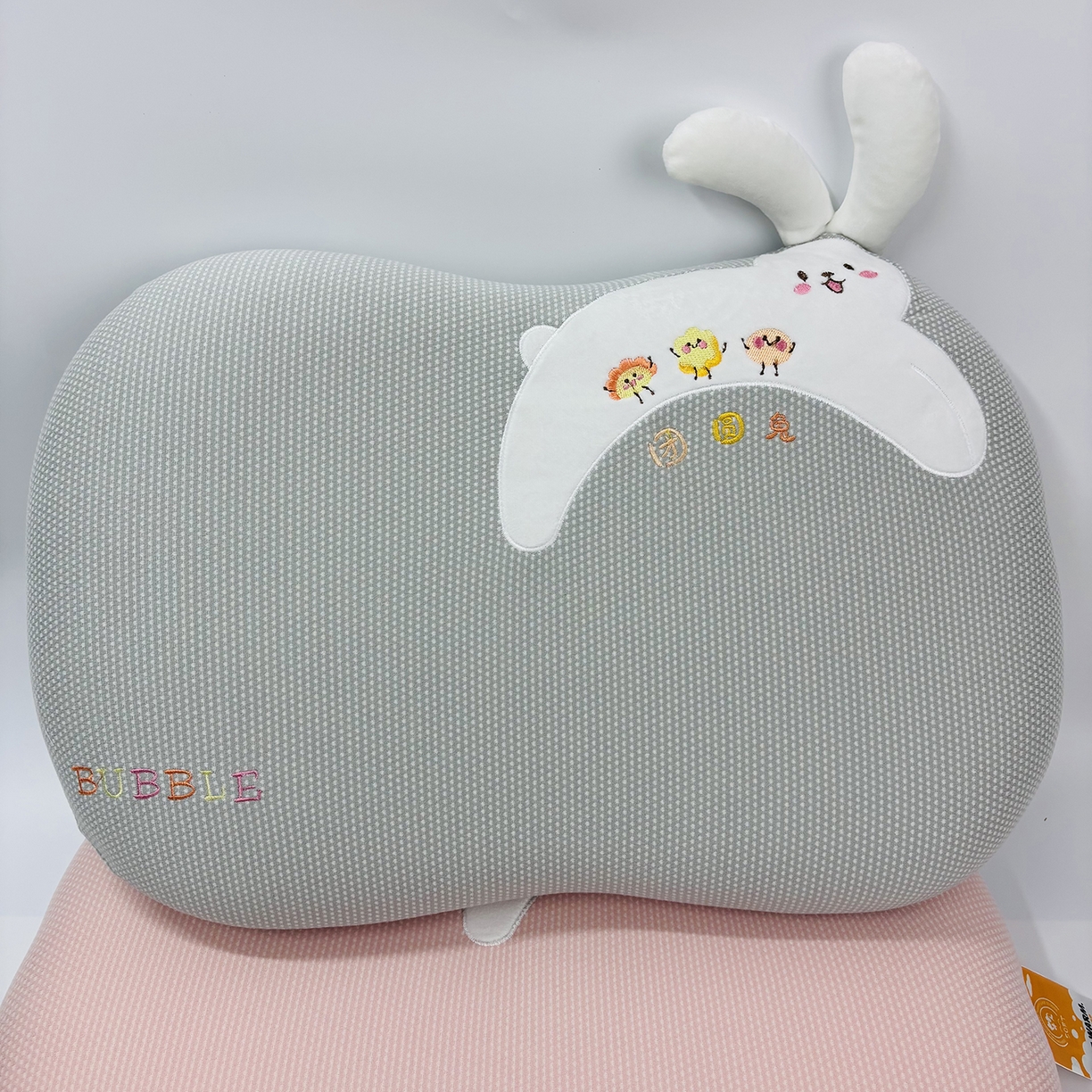 91家纺网 家纺一手货源 找家纺 （总）露函家居 2025新款儿童款团圆兔猫肚枕枕头枕芯