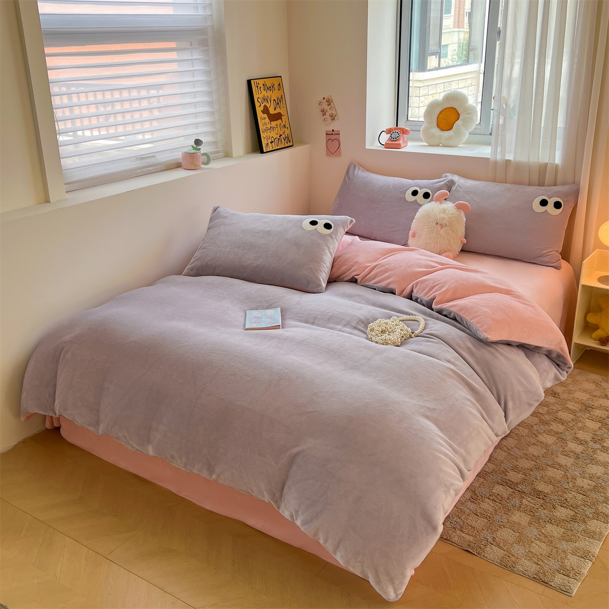 91家纺网 家纺一手货源 找家纺 雨洋家纺 2025新款牛奶绒双面毛巾绣单品被套-大眼萌系列 R绒大眼萌葡萄奶缇