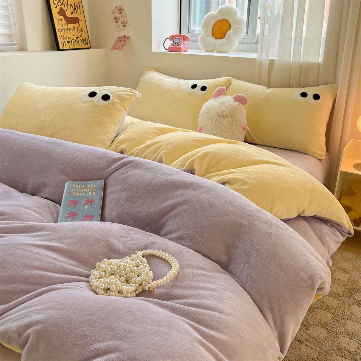 91家纺网 家纺一手货源 找家纺 雨洋家纺 2025新款牛奶绒双面毛巾绣单品被套-大眼萌系列 R绒大眼萌芋泥奶盖