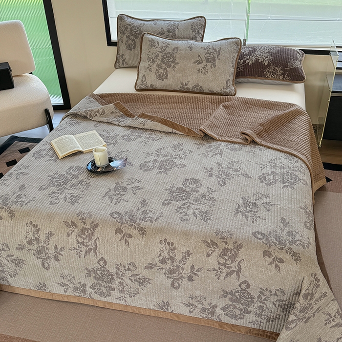 91家纺网 家纺一手货源 找家纺 卢赛尔 2025新款印花加厚原麻宝宝绒双拼保暖床盖款三件套 花眠