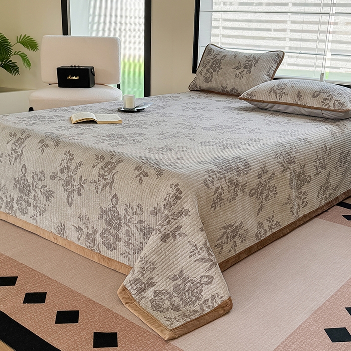 91家纺网 家纺一手货源 找家纺 卢赛尔 2025新款印花加厚原麻宝宝绒双拼保暖床盖款三件套 花眠