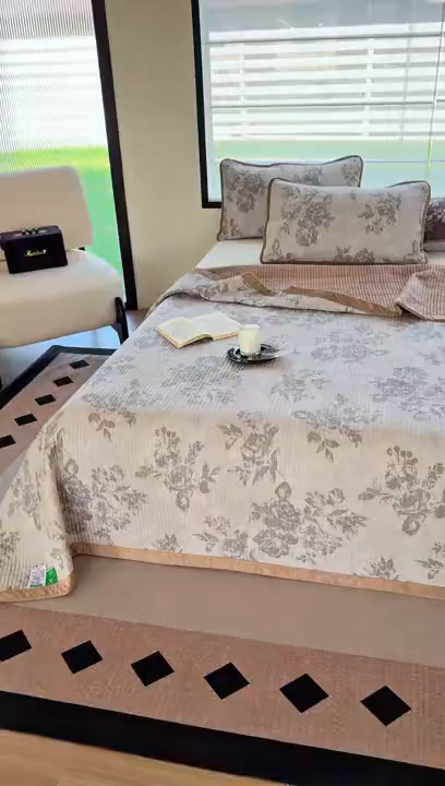 91家纺网 家纺一手货源 找家纺 卢赛尔 2025新款印花加厚原麻宝宝绒双拼保暖床盖款三件套 花眠