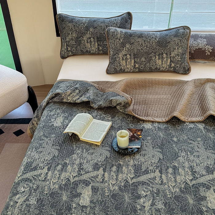 91家纺网 家纺一手货源 找家纺 卢赛尔 2025新款印花加厚原麻宝宝绒双拼保暖床盖款三件套 凉墨