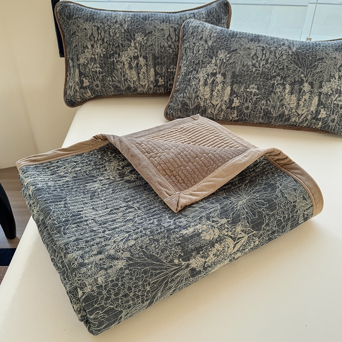 91家纺网 家纺一手货源 找家纺 卢赛尔 2025新款印花加厚原麻宝宝绒双拼保暖床盖款三件套 凉墨