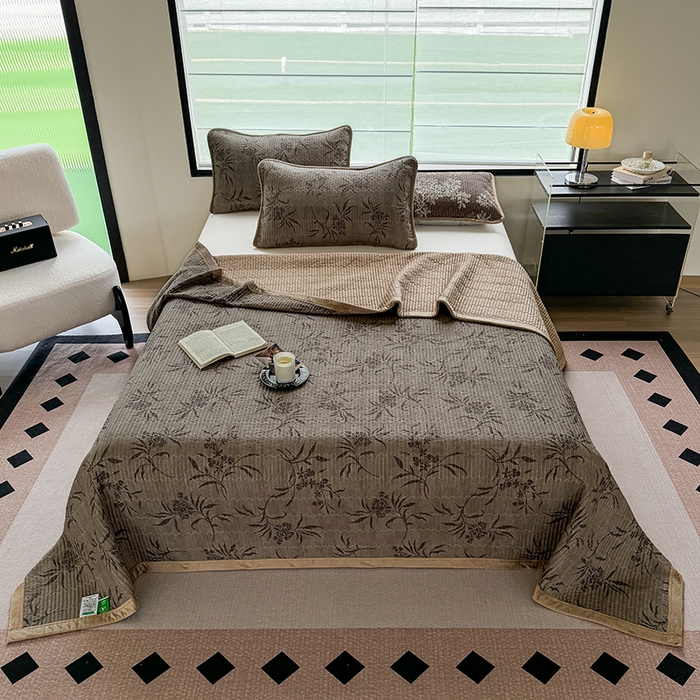 91家纺网 家纺一手货源 找家纺 卢赛尔 2025新款印花加厚原麻宝宝绒双拼保暖床盖款三件套 南栀羽