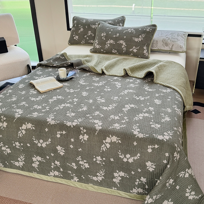 91家纺网 家纺一手货源 找家纺 卢赛尔 2025新款印花加厚原麻宝宝绒双拼保暖床盖款三件套 森屿