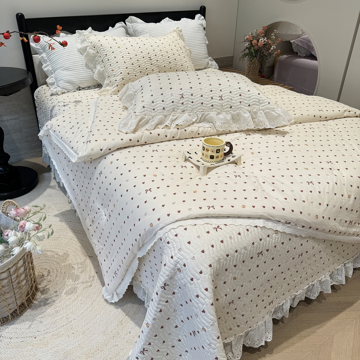 91家纺网 家纺一手货源 找家纺 （总）奈萝家纺 2025新款全棉蕾丝花边被套春秋被床盖四件套床盖三件套