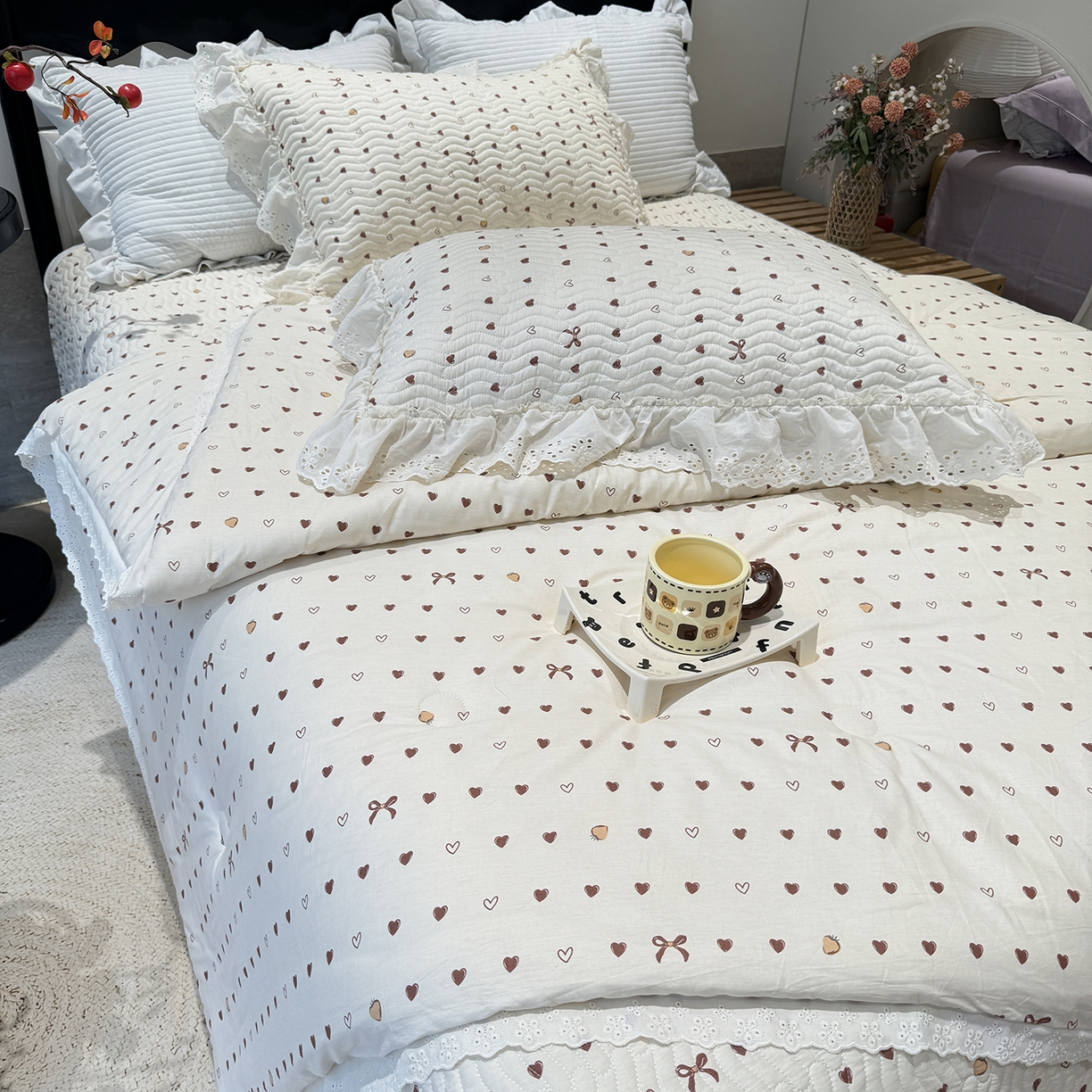 91家纺网 家纺一手货源 找家纺 （总）奈萝家纺 2025新款全棉蕾丝花边被套春秋被床盖四件套床盖三件套