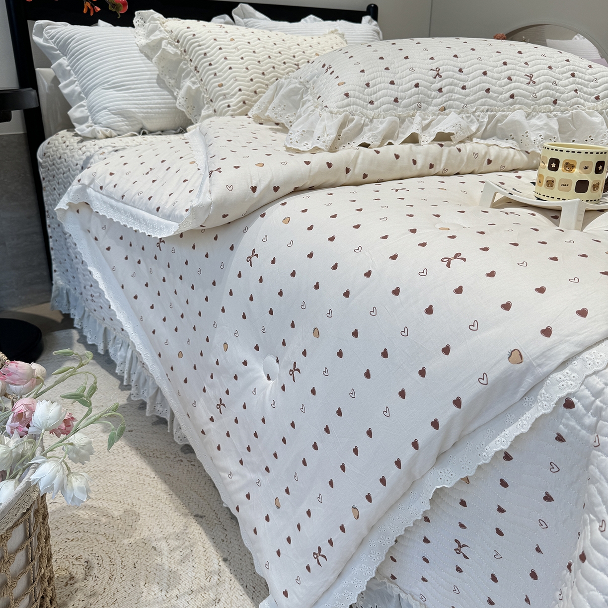 91家纺网 家纺一手货源 找家纺 （总）奈萝家纺 2025新款全棉蕾丝花边被套春秋被床盖四件套床盖三件套