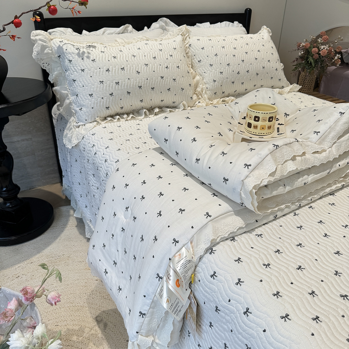 91家纺网 家纺一手货源 找家纺 （总）奈萝家纺 2025新款全棉蕾丝花边被套春秋被床盖四件套床盖三件套