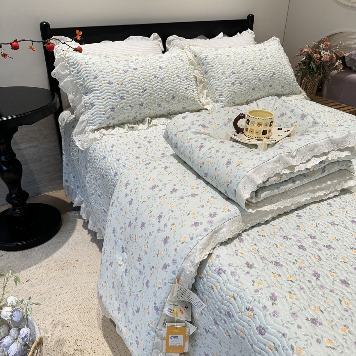 91家纺网 家纺一手货源 找家纺 （总）奈萝家纺 2025新款全棉蕾丝花边被套春秋被床盖四件套床盖三件套