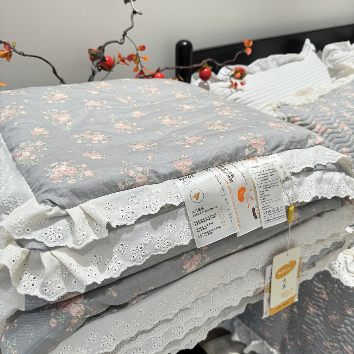 91家纺网 家纺一手货源 找家纺 奈萝家纺 2025新款全棉蕾丝花边被套春秋被床盖四件套床盖三件套 沫婉