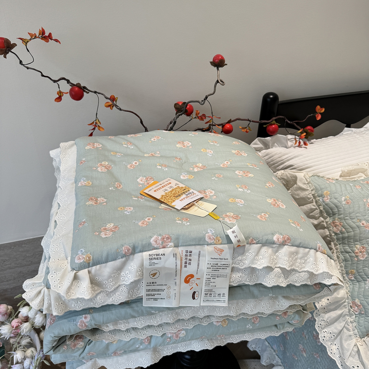 91家纺网 家纺一手货源 找家纺 奈萝家纺 2025新款全棉蕾丝花边被套春秋被床盖四件套床盖三件套 沐辰花绿