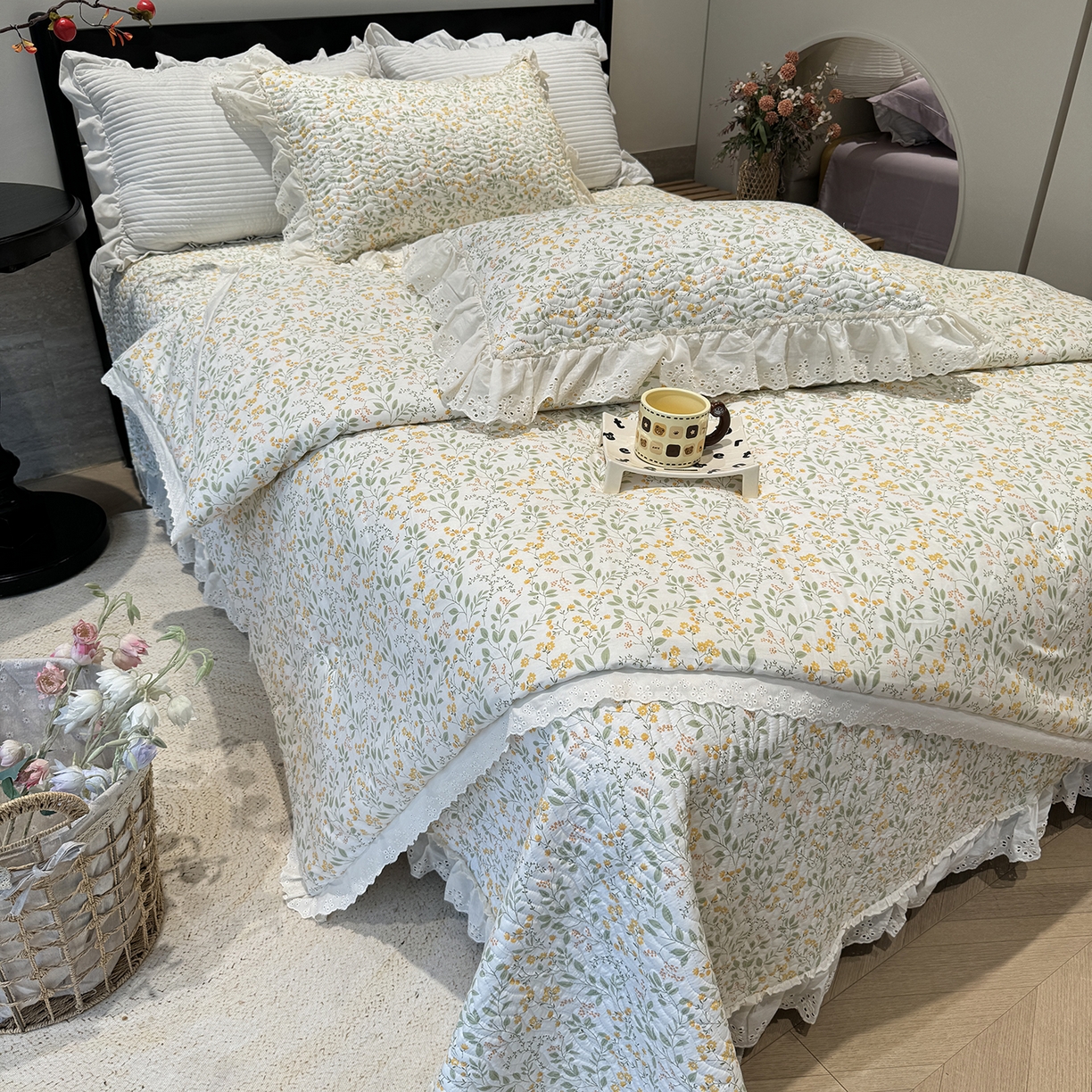 91家纺网 家纺一手货源 找家纺 奈萝家纺 2025新款全棉蕾丝花边被套春秋被床盖四件套床盖三件套 千野绿