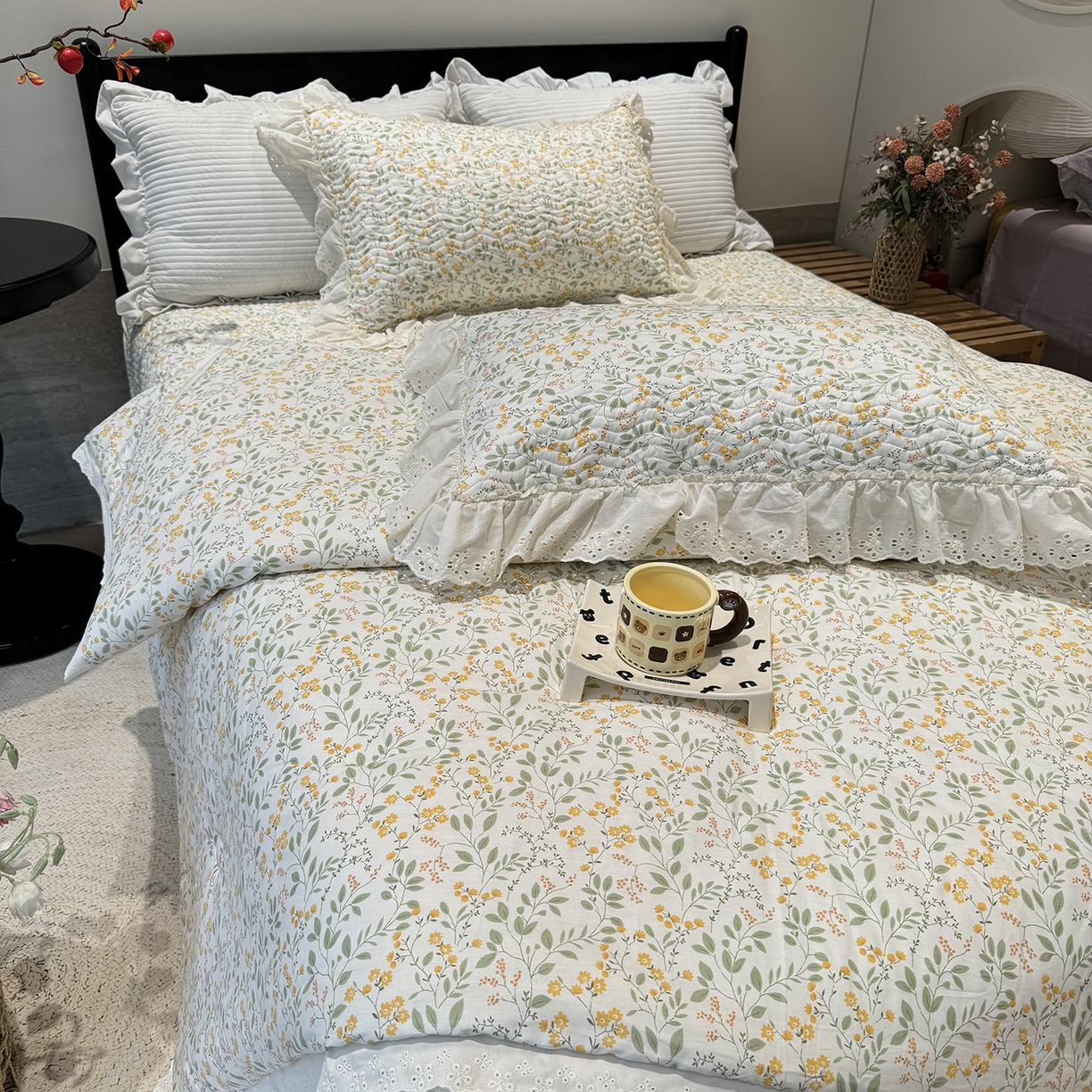 91家纺网 家纺一手货源 找家纺 奈萝家纺 2025新款全棉蕾丝花边被套春秋被床盖四件套床盖三件套 千野绿