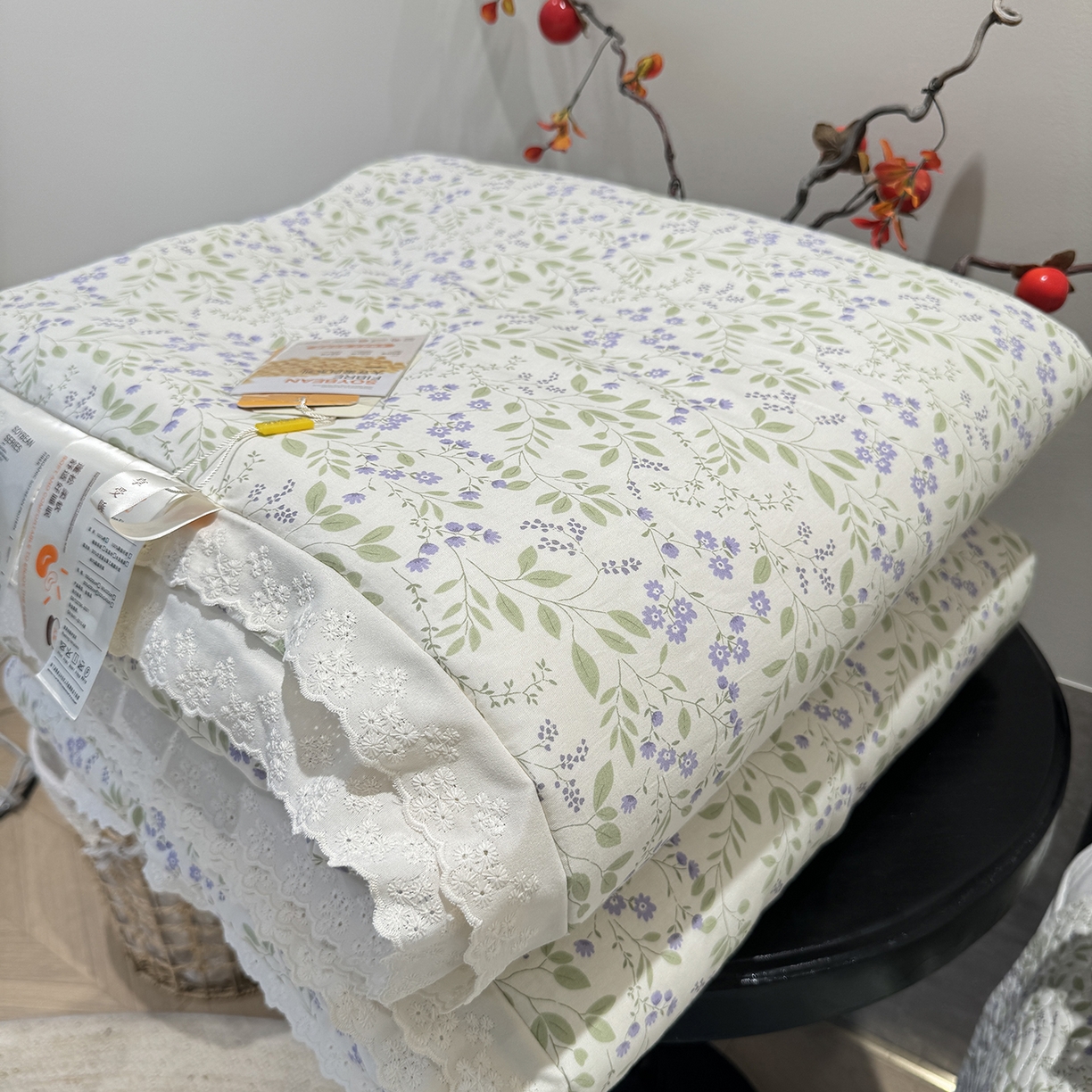 91家纺网 家纺一手货源 找家纺 奈萝家纺 2025新款全棉蕾丝花边被套春秋被床盖四件套床盖三件套 千野紫