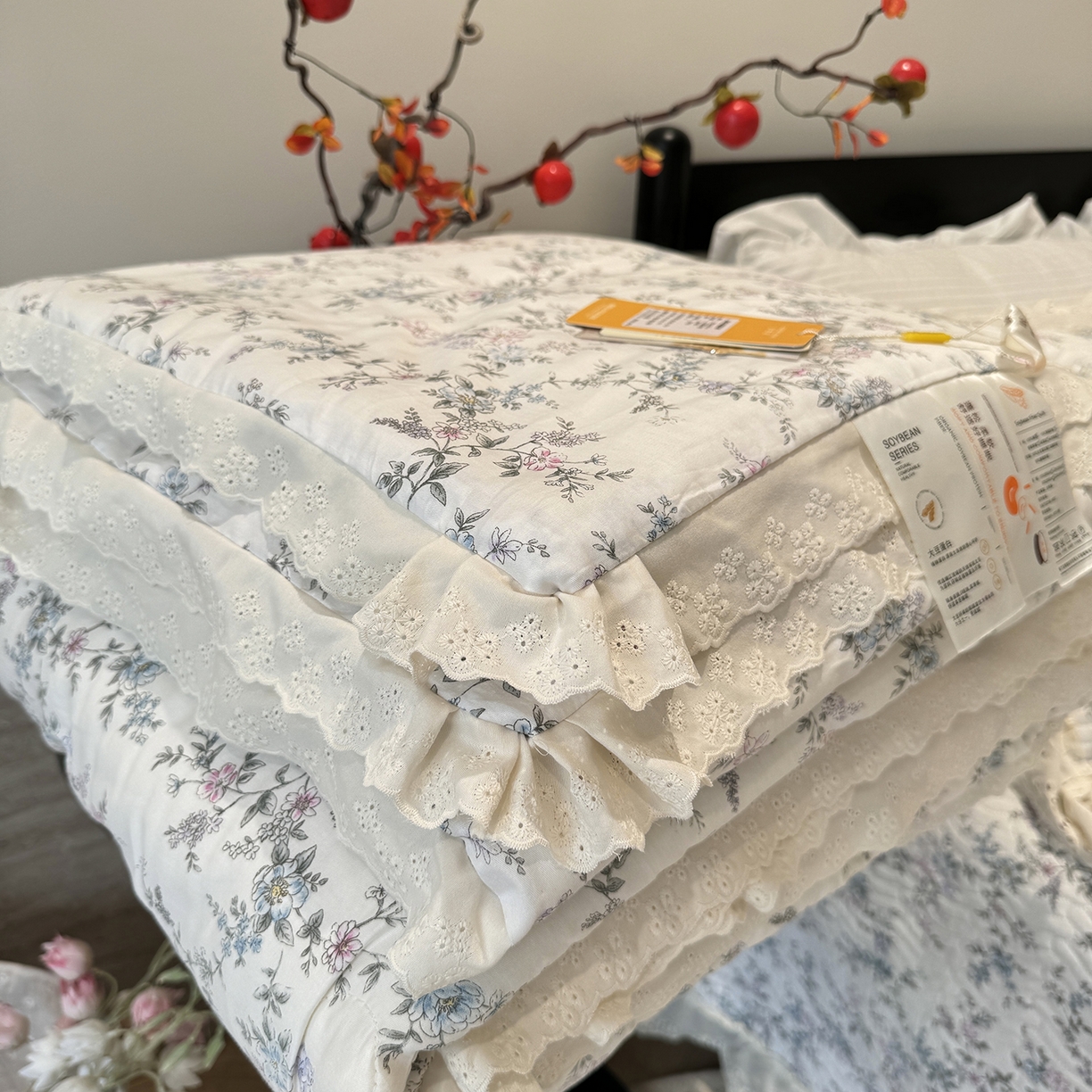 91家纺网 家纺一手货源 找家纺 奈萝家纺 2025新款全棉蕾丝花边被套春秋被床盖四件套床盖三件套 夏梦