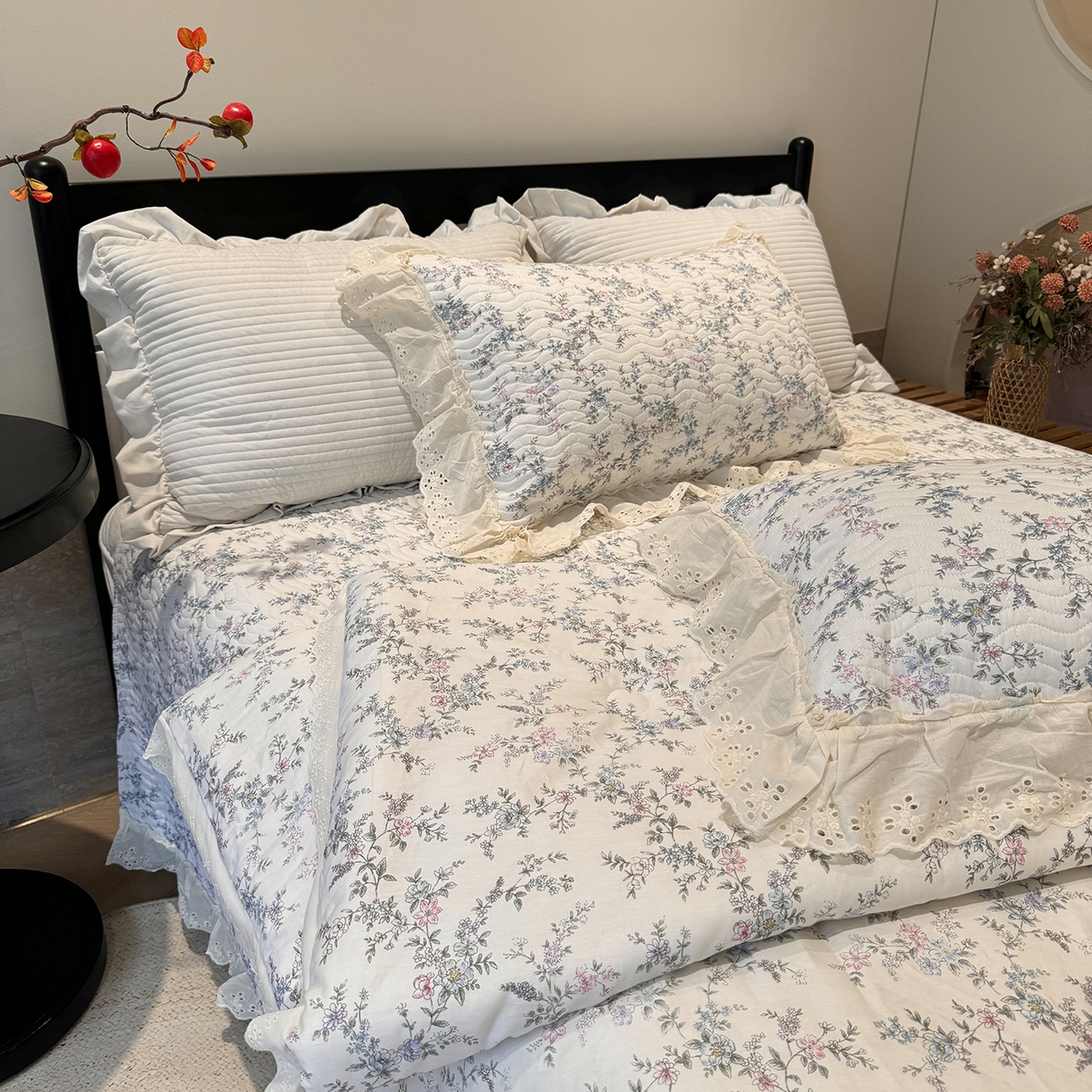 91家纺网 家纺一手货源 找家纺 奈萝家纺 2025新款全棉蕾丝花边被套春秋被床盖四件套床盖三件套 夏梦