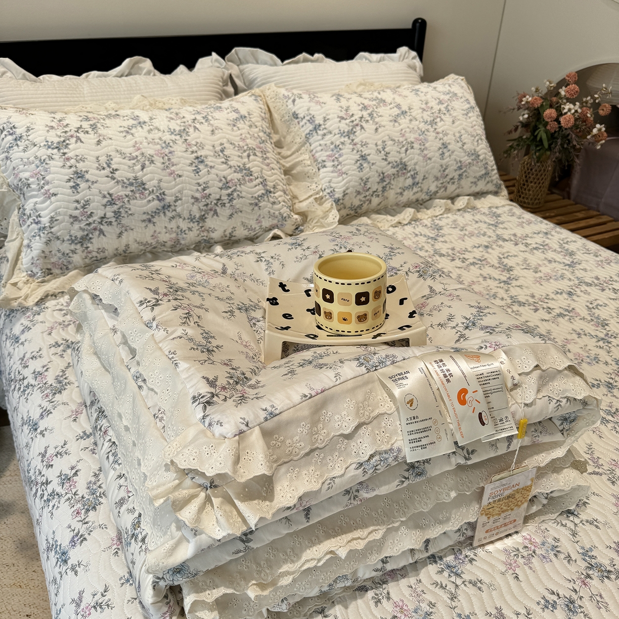 91家纺网 家纺一手货源 找家纺 奈萝家纺 2025新款全棉蕾丝花边被套春秋被床盖四件套床盖三件套 夏梦