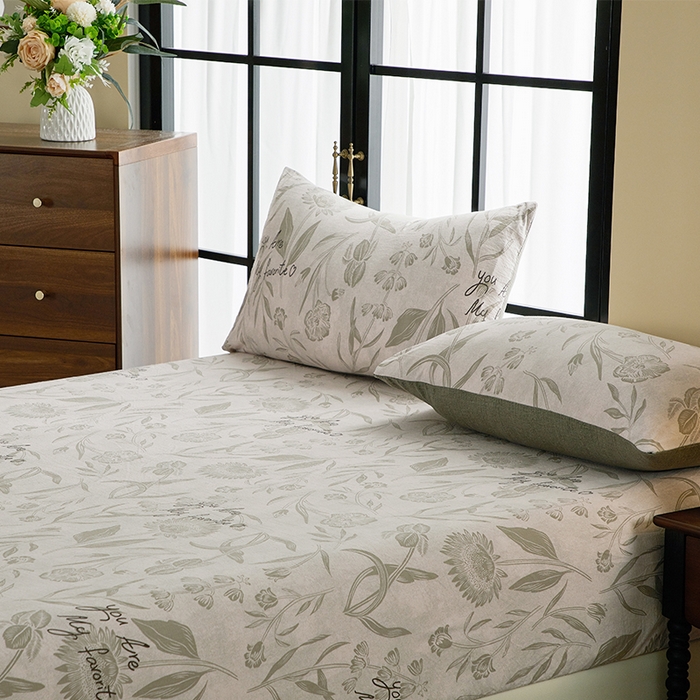 91家纺网 家纺一手货源 找家纺 卢赛尔 2025新款高克重皱皱复古原麻单床笠床笠三件套 草芙蓉