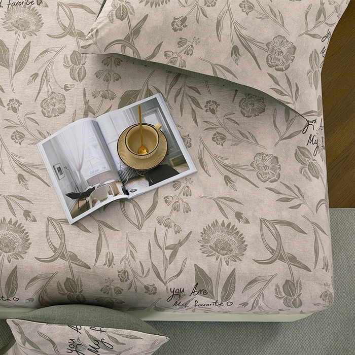 91家纺网 家纺一手货源 找家纺 卢赛尔 2025新款高克重皱皱复古原麻单床笠床笠三件套 草芙蓉