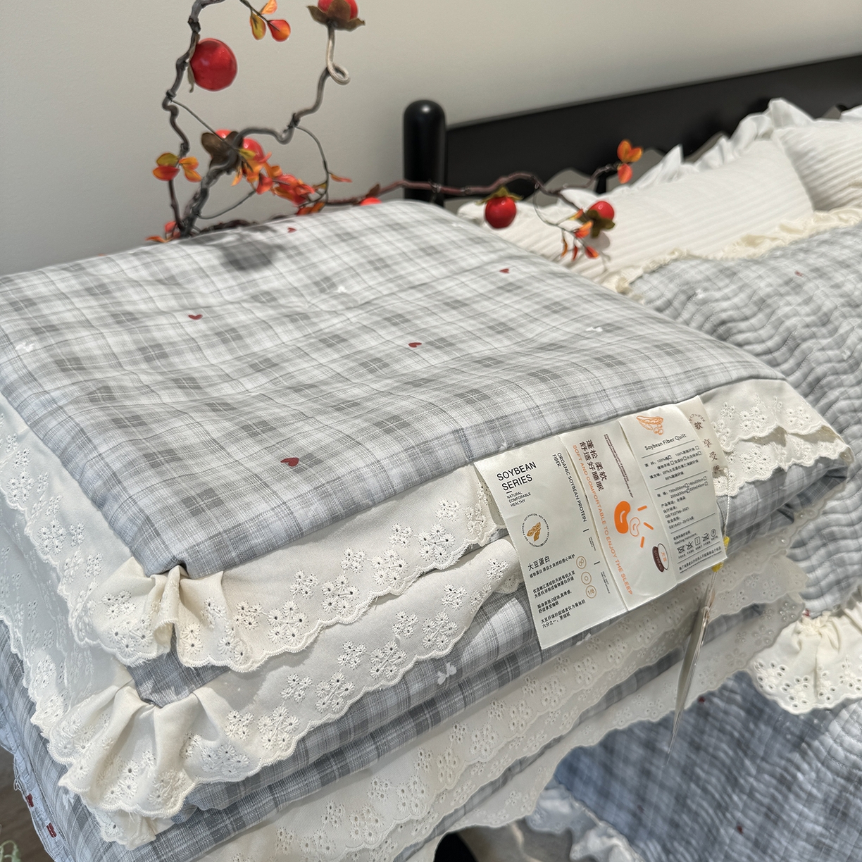 91家纺网 家纺一手货源 找家纺 奈萝家纺 2025新款全棉蕾丝花边被套春秋被床盖四件套床盖三件套 心悦