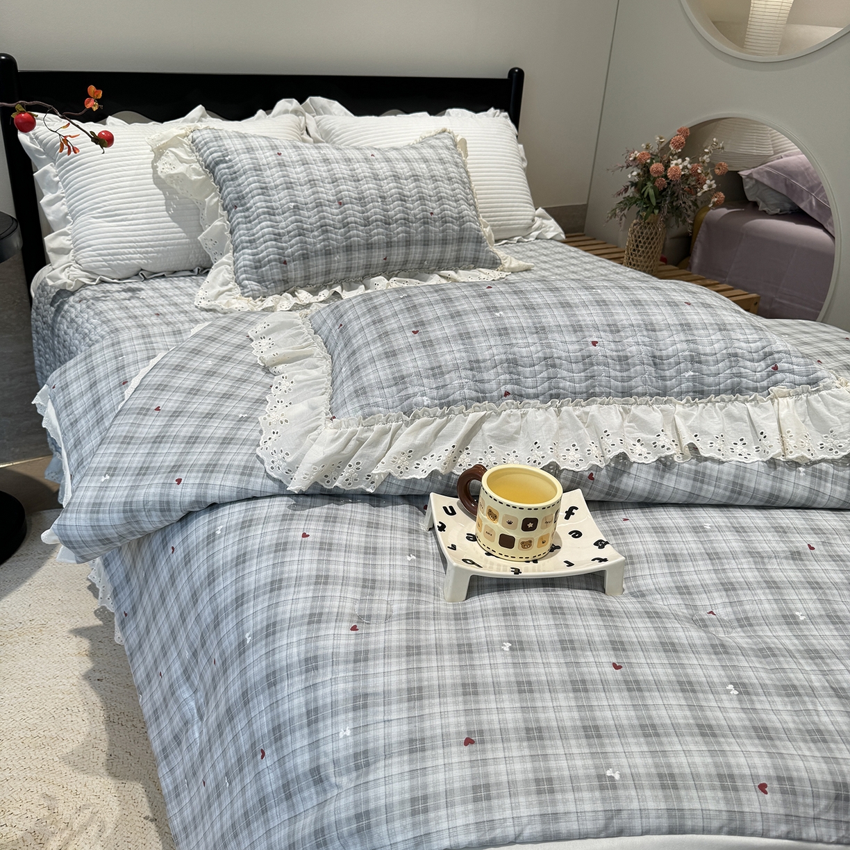 91家纺网 家纺一手货源 找家纺 奈萝家纺 2025新款全棉蕾丝花边被套春秋被床盖四件套床盖三件套 心悦