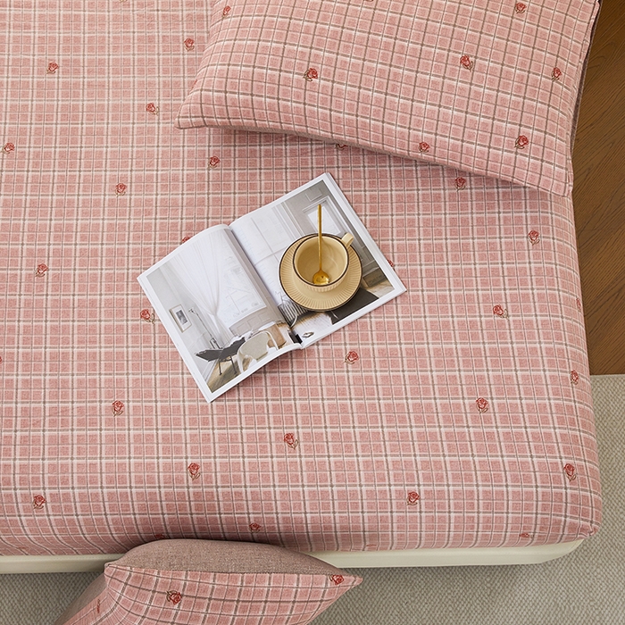 91家纺网 家纺一手货源 找家纺 卢赛尔 2025新款高克重皱皱复古原麻单床笠床笠三件套 红颜