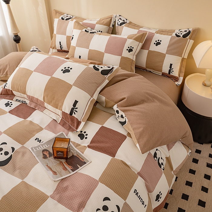 91家纺网 家纺一手货源 找家纺 博弈家纺 2025新款100%加厚全棉纯棉四件套喷气磨毛四件套-礼盒装 格调熊猫