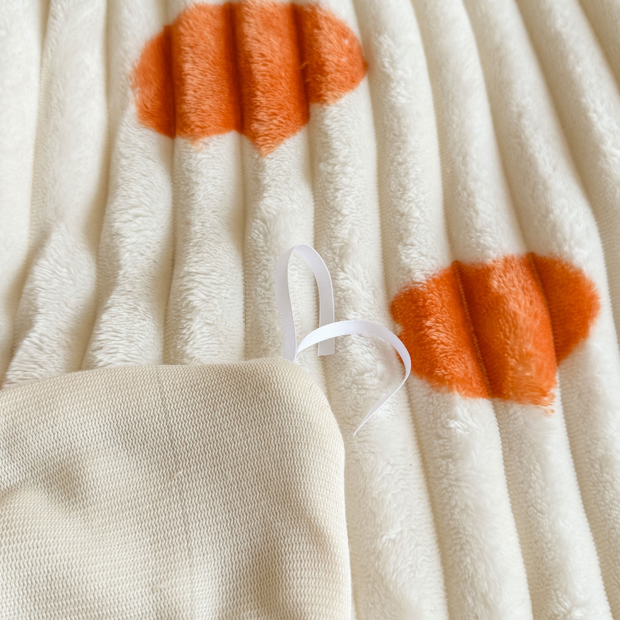 91家纺网 家纺一手货源 找家纺 眠势力 2025新款兔兔绒抽条印花被套兔毛绒加厚保暖被罩 暖阳