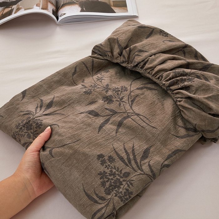 91家纺网 家纺一手货源 找家纺 卢赛尔 2025新款高克重皱皱复古原麻单床笠床笠三件套 南栀羽