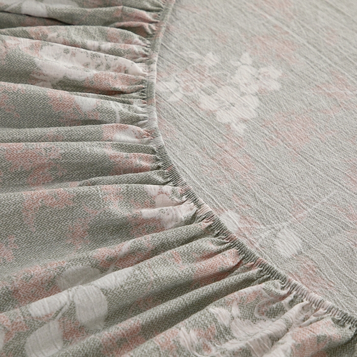 91家纺网 家纺一手货源 找家纺 卢赛尔 2025新款高克重皱皱复古原麻单床笠床笠三件套 清菡绿