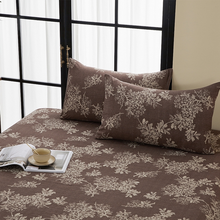 91家纺网 家纺一手货源 找家纺 卢赛尔 2025新款高克重皱皱复古原麻单床笠床笠三件套 疏影