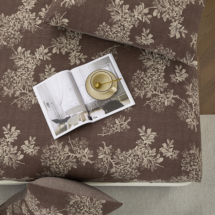 91家纺网 家纺一手货源 找家纺 卢赛尔 2025新款高克重皱皱复古原麻单床笠床笠三件套 疏影