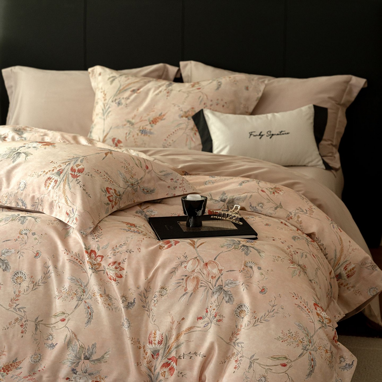 91家纺网 家纺一手货源 找家纺 黛舒家居 2025新款天丝棉磨毛花卉四件套 繁花佩影