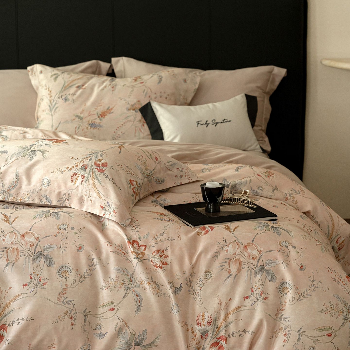 91家纺网 家纺一手货源 找家纺 黛舒家居 2025新款天丝棉磨毛花卉四件套 繁花佩影