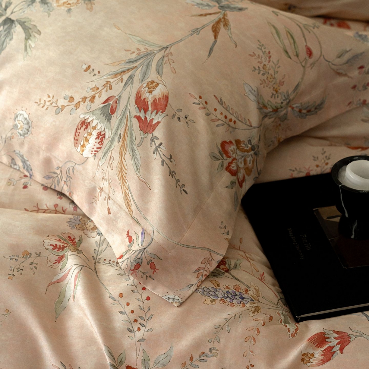 91家纺网 家纺一手货源 找家纺 黛舒家居 2025新款天丝棉磨毛花卉四件套 繁花佩影