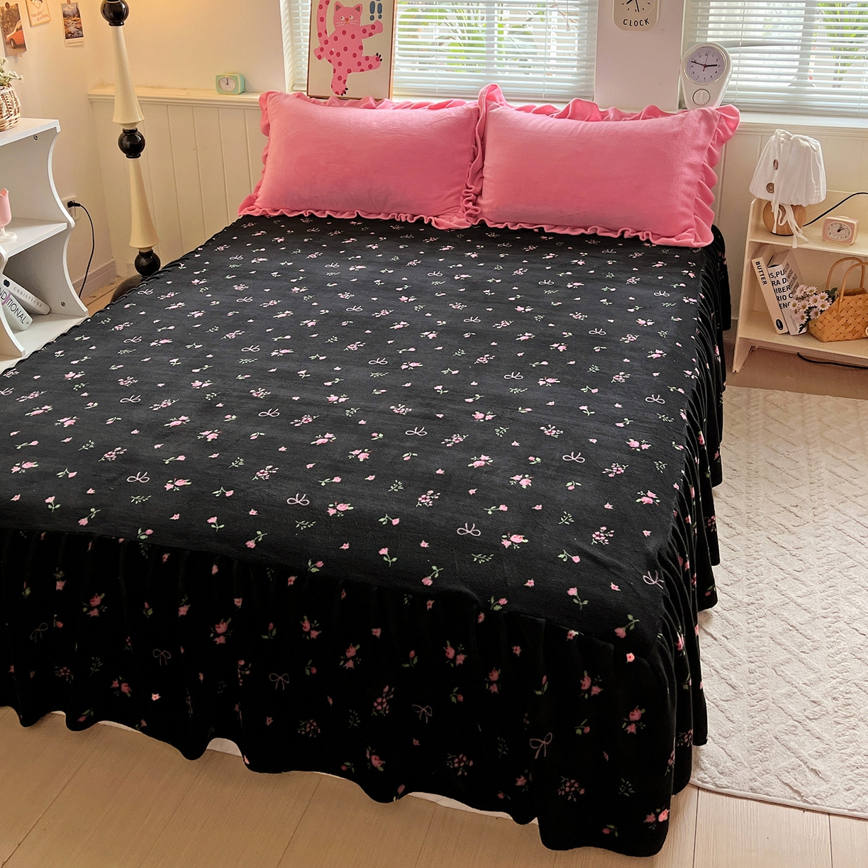 91家纺网 家纺一手货源 找家纺 富米莱（原臻工厂） 2025新款热卖舒适花边牛奶绒床盖床裙床单四件套 暗香