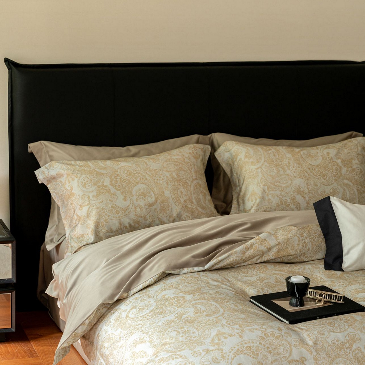 91家纺网 家纺一手货源 找家纺 黛舒家居 2025新款天丝棉磨毛花卉四件套 罗曼蒂克