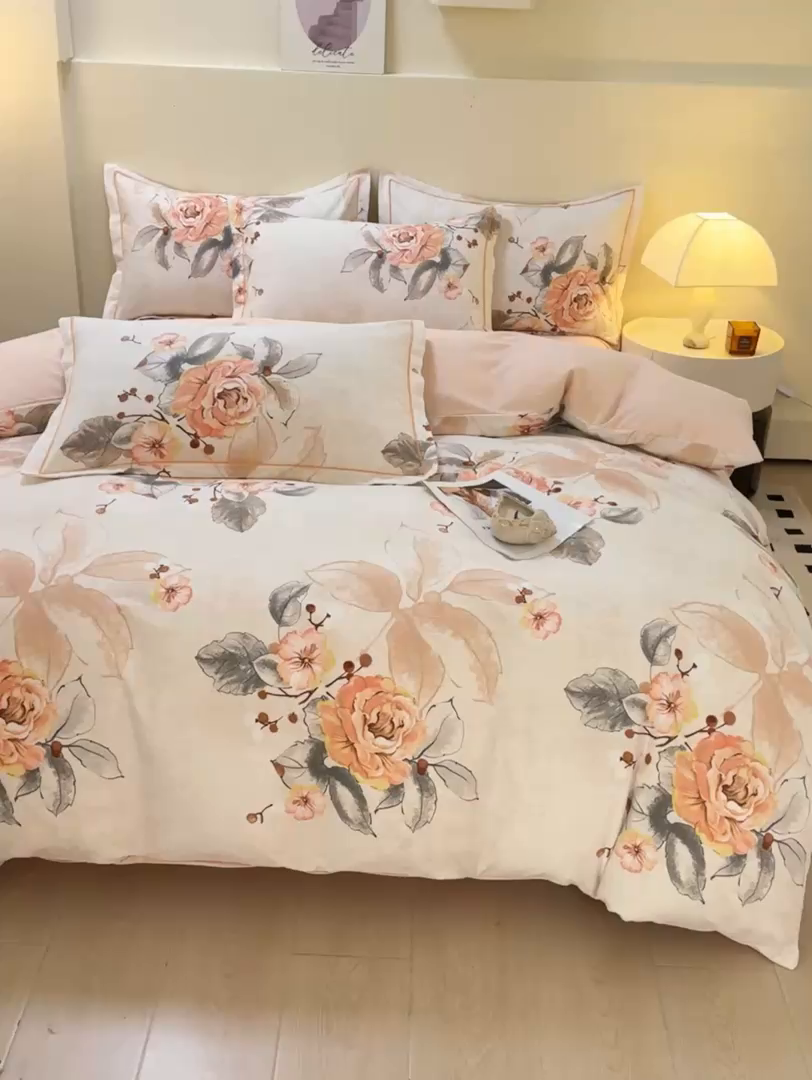 91家纺网 家纺一手货源 找家纺 博弈家纺 2025新款100%加厚全棉纯棉四件套喷气磨毛四件套-礼盒装 轻盈花语