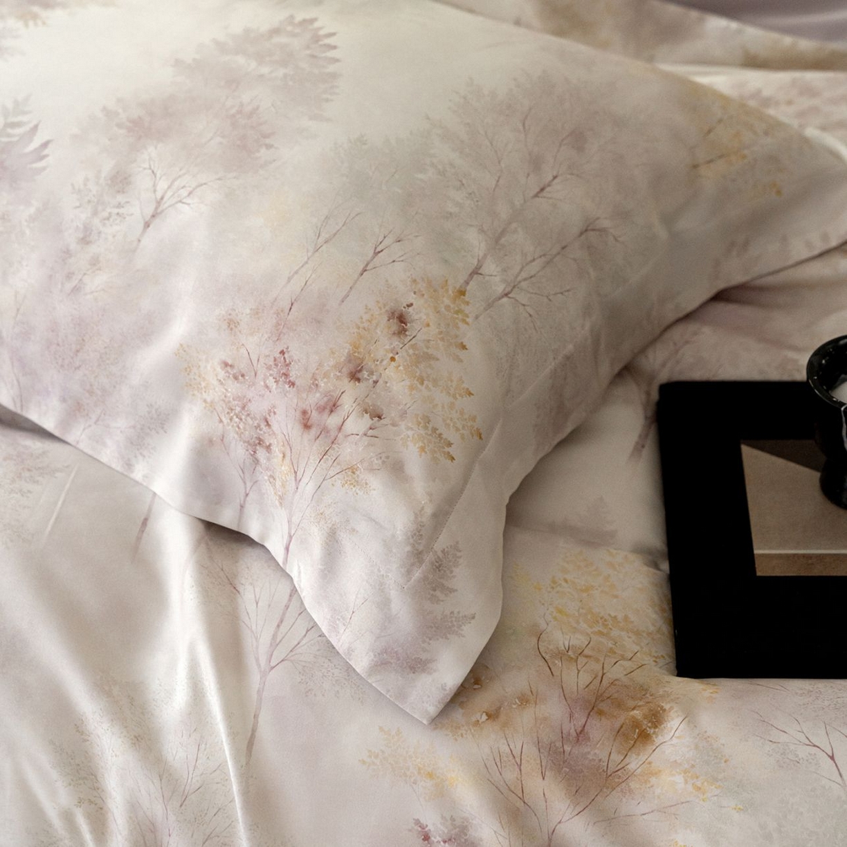 91家纺网 家纺一手货源 找家纺 黛舒家居 2025新款天丝棉磨毛花卉四件套 璞野花庭