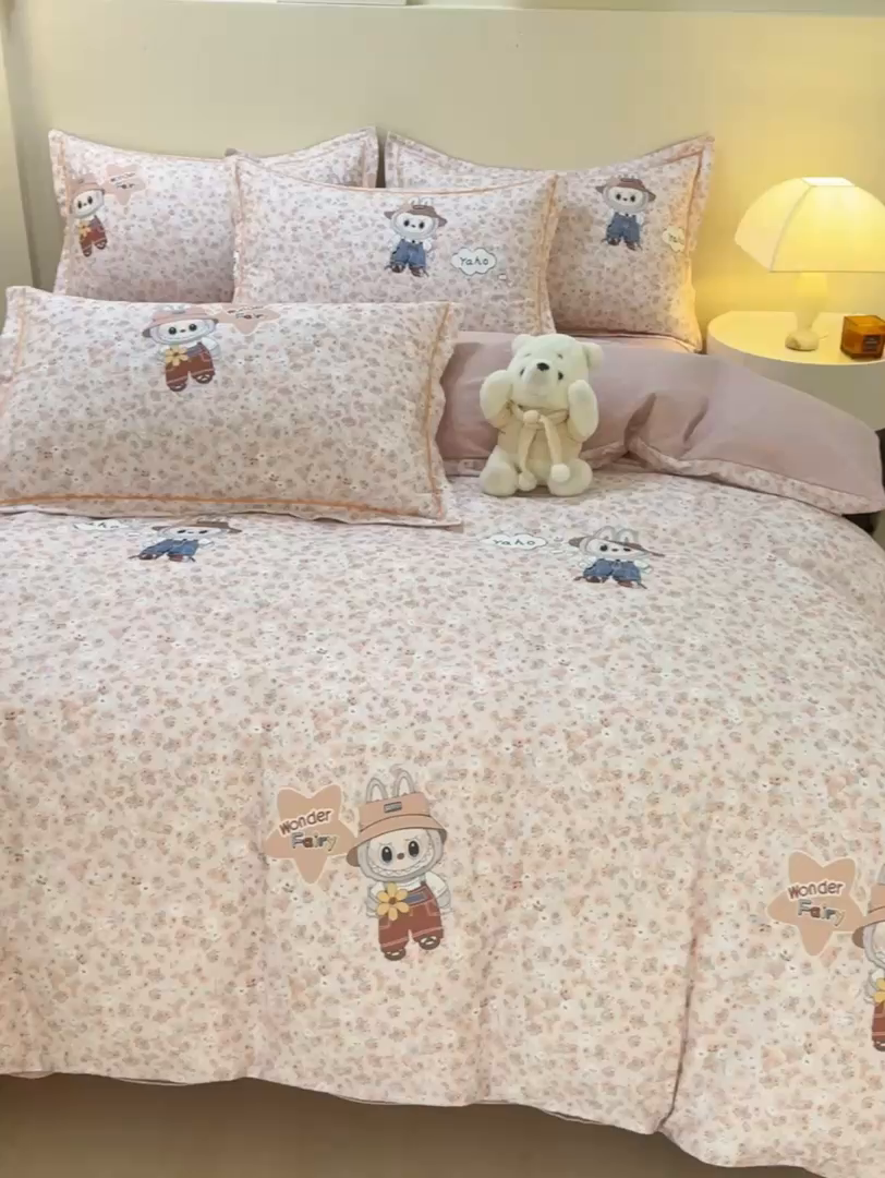 91家纺网 家纺一手货源 找家纺 博弈家纺 2025新款100%加厚全棉纯棉四件套喷气磨毛四件套-礼盒装 时尚布偶